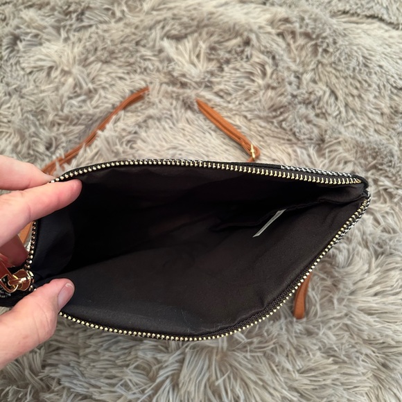 Buffalo Plaid Crossbody Bag – Black & White Checkered Purse with Leather Strap - Picture 2 of 4